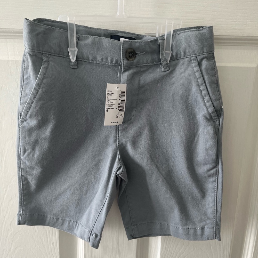 NWT Children’s Place gray twill shorts